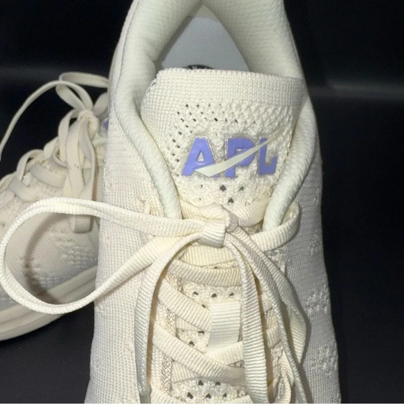 APL Women Techloom Breeze Sneaker Women’s Size 10 - Picture 9 of 14